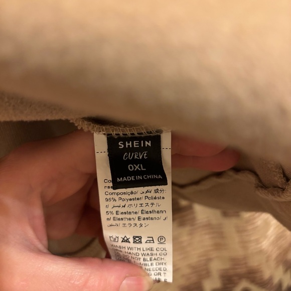 Women’s SHEIN Peacoat, Buttons, Tan, Size 0XL - Picture 6 of 6